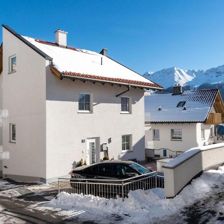 Charming Apartment In Fiss At Ski Bus Stop 외부 사진